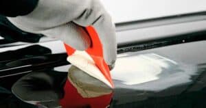 Reparar fibras y plásticos coche